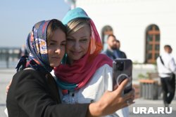 По всему миру 21 июня отмечают день селфи