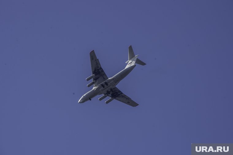 Спецборт Ил-76 вылетел из Внуково в 07:50 по мск