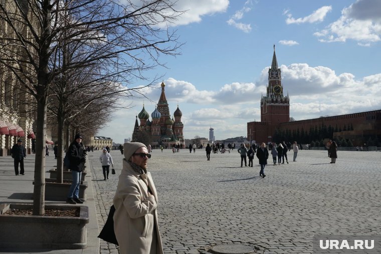 Сургутяне могут улететь осенью в Москву