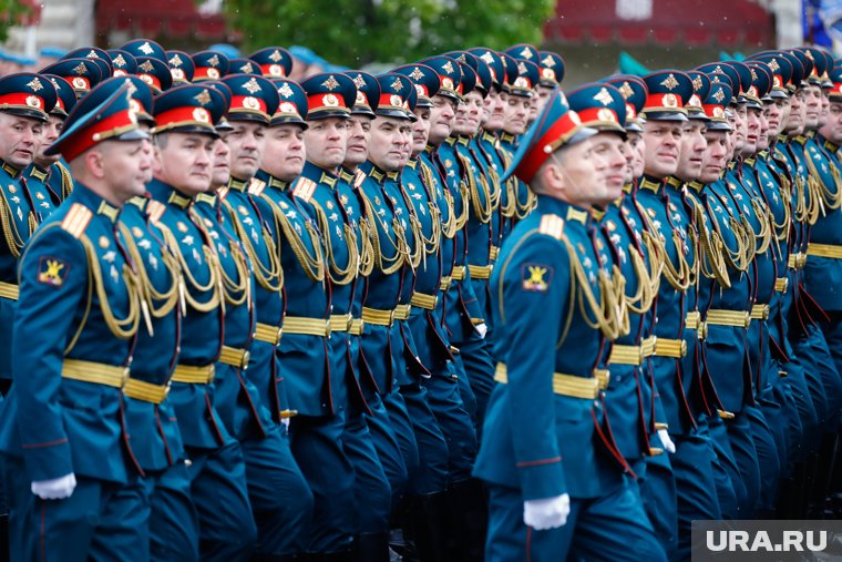 В параде участвовали 11 тысяч солдат