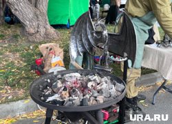 Курганцы отмечают День города на Троицкой площади