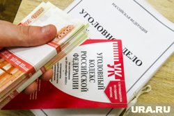 Несмотря на наличие задолженности по налогам, он распорядился финансовыми средствами предприятия в ущерб интересам общества и государства