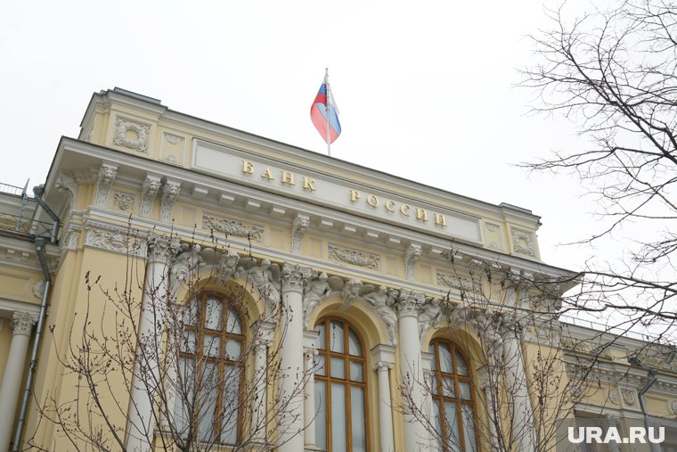 ЦБ начнет снижать ключевую ставку, только когда экономика перестанет расти, говорит Евгений Надоршин