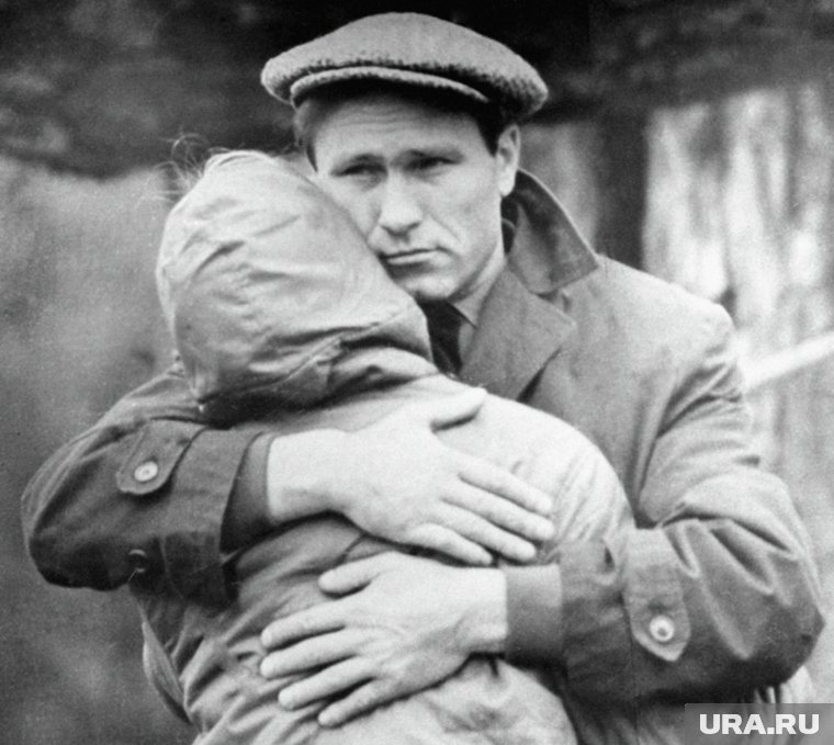 Шукшин в фильме «У озера»