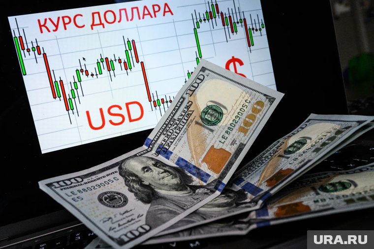 Доллар все лето продержался недалеко от отметки 80 рублей