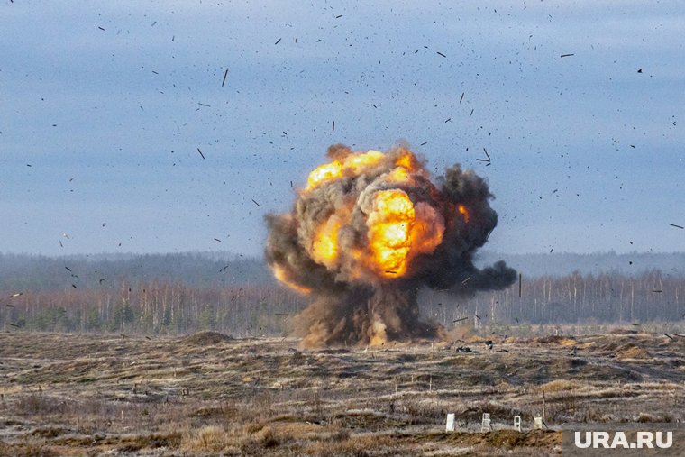 В связи со взрывами в Черкасской области объявлена воздушная тревога (архивное фото)