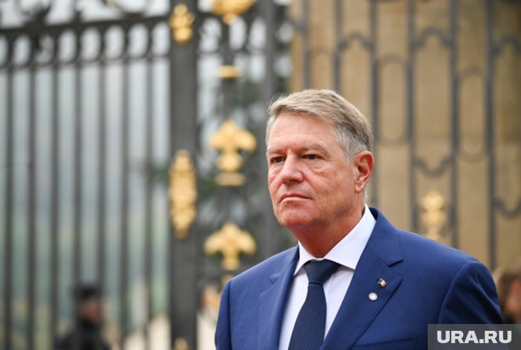 Президент Румынии Клаус Йоханнис ушел в отставку