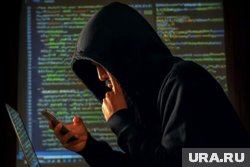 В Кургане мошенники шантажировали несовершеннолетнюю девушку