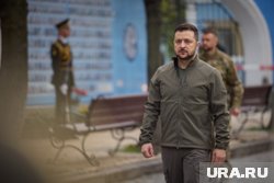 Отсутствие защиты интересов своего народа Зеленским - одна из главных причин затянувшегося конфликта, заявил телеведущий Майк Криспи