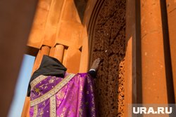 Архиепископа Аджапахяна задержали по подозрению в призывах к свержению власти