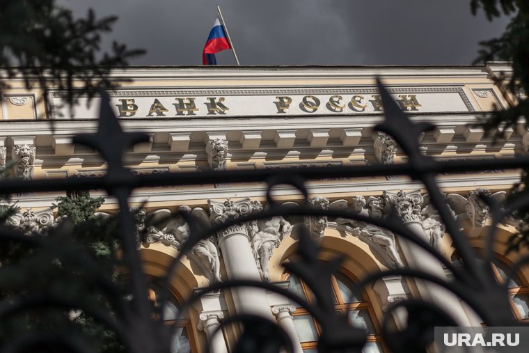Теперь банки не смогут выдавать кредиты заемщикам с высокой долговой нагрузкой