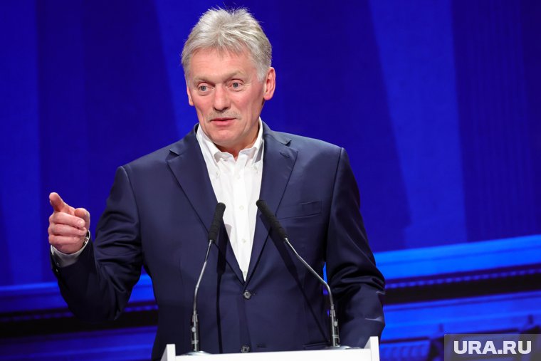 Россия продолжает готовиться к переговорам, заявил Песков