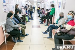 В Курганской поликлинике №2 взяли под контроль очереди на фильтре