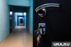 Девочка неоднократно была замечена под дверью квартиры, сообщили в telegram-канале