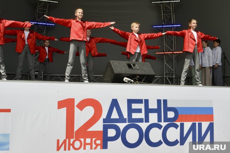 В День России по всей стране проводятся праздничные мероприятия