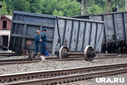 Прокурор выехал на место схода вагонов с рельсов в Курганской области. Фото