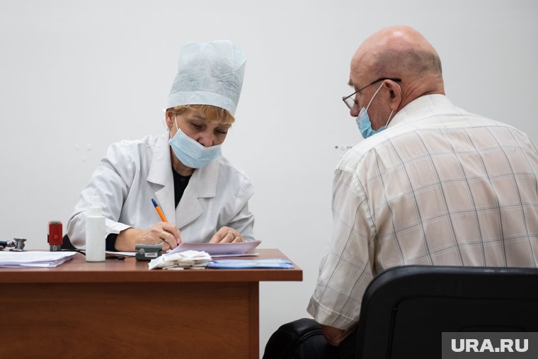 Жителям ЯНАО не хватает узких специалистов