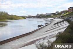 Сейчас из-за резкого поднятия воды затоплен первый ярус
