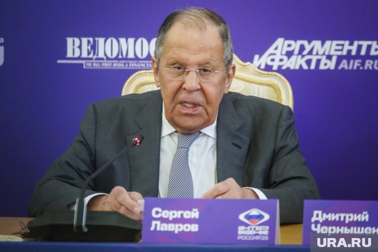 Вопросы об участии Армении в конкурсе нужно задавать «не нам», заявил Лавров