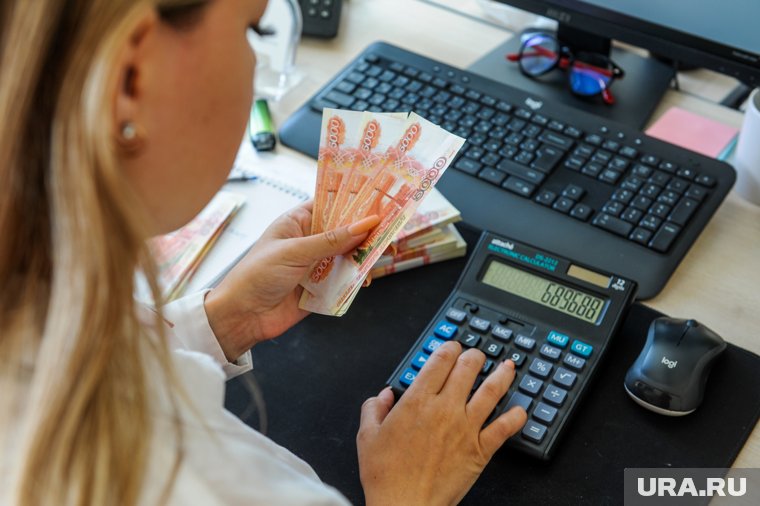 На 2028 год опрошенные ЦБ специалисты прогнозируют среднюю ключевую ставку на уровне 8,5%