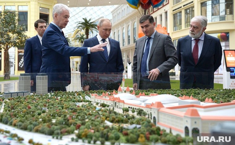 Парк «Остров мечты» — крупнейший крытый тематический парк развлечений в Европе