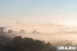 Утренний туман накрыл южные микрорайоны Екатеринбурга