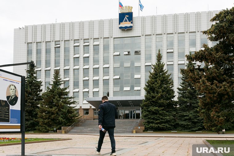Самой дорогой является парковка у мэрии Тюмени