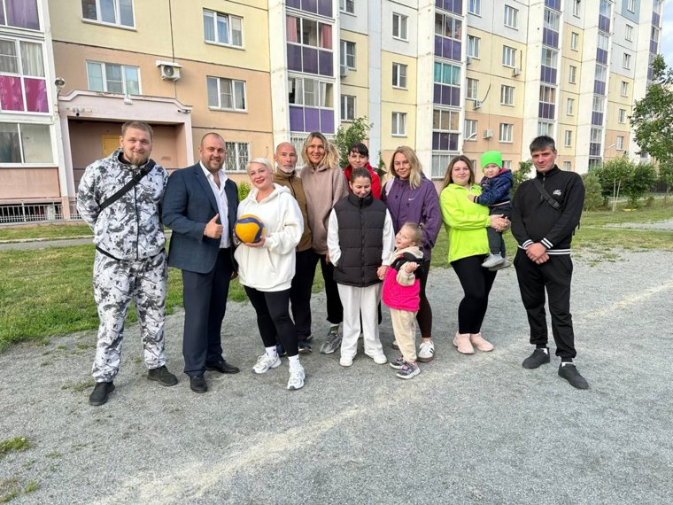 Волейбольными мячами челябинцы уже запаслись