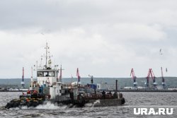 Сейчас на переправе работает один паром