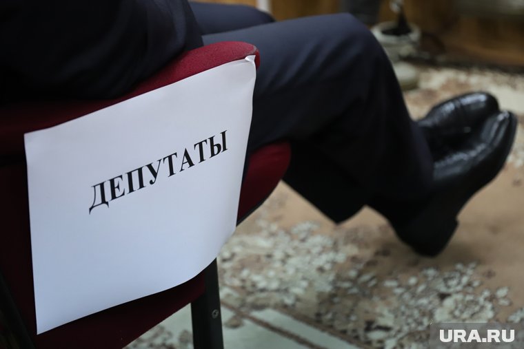 Депутаты устраивают разборки через суды