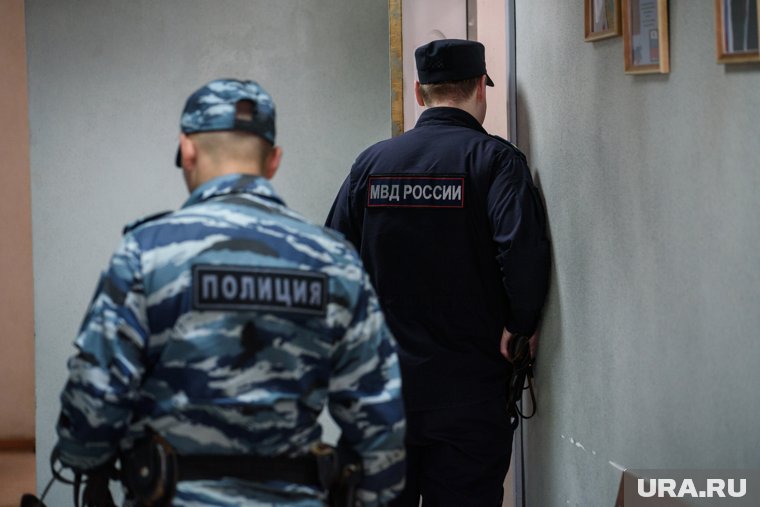 Девушки обращаются в полицию с заявлениями о домогательствах