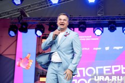 Эдуард Соснин поднялся на сцену в праздник
