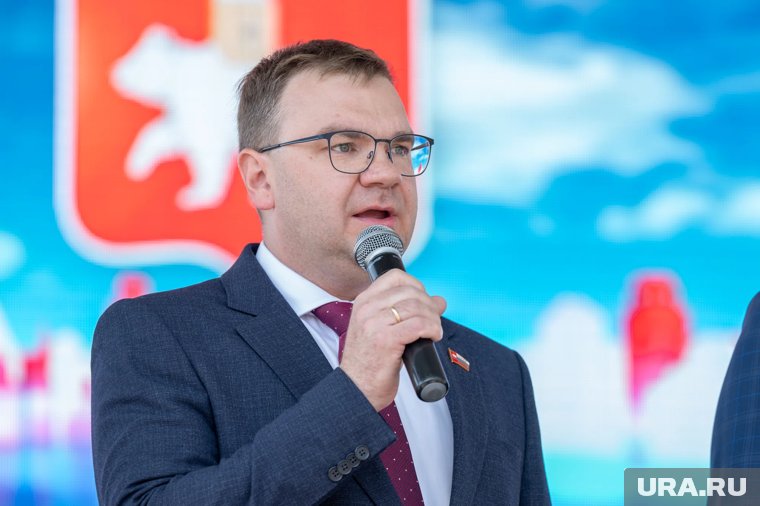 Эдуард Соснин проголосовал на избирательном участке 