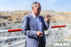 Струкову предложили заняться убыточными золотыми шахтами в Пласте 