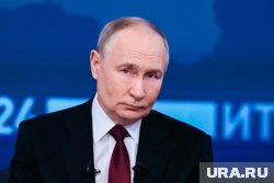 Путин внес изменения в стратегию противодействия экстремизму