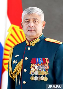 Никифоров окончил Коломенское высшее артиллерийское командное училище