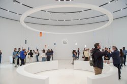 Apple представила новый iPhone 17