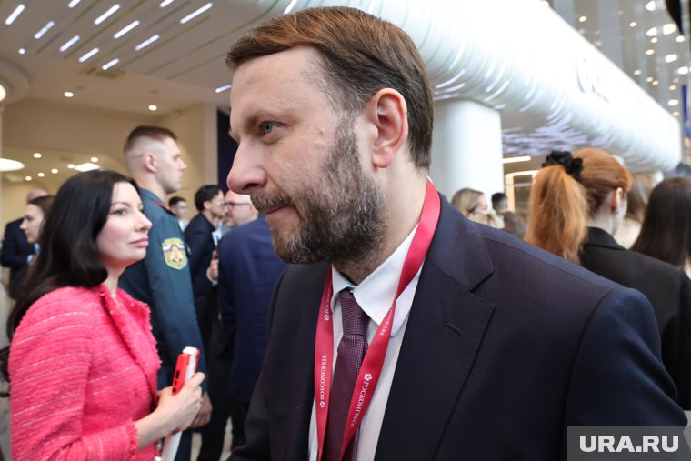Максим Орешкин задал тон основной дискуссии на ПМЭФ-2025