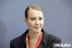 Собчак могут запретить выезд за границу и арестовать имущество из-за долгов за ЖКУ, сообщил эксперт Дмитрий Бондарь