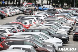 В Тюмени появились компании, которые доставляют машины из Китая и Южной Кореи