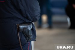 Полицейские нашли наркоплантации в старых домах и гараже