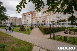 На направление «Прикладная математика и информатика» заявления подали 130 человек
