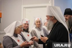 Владыка Евгений побывал в православном хосписе 