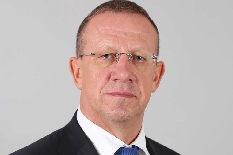 Лебедев является действующим депутатом Законодательного собрания Ленинградской области