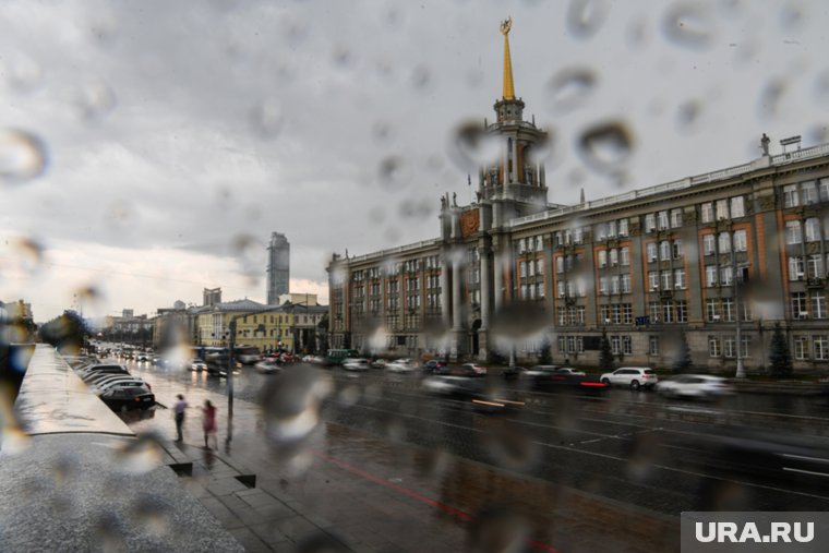 В Екатеринбурге 17 июля ожидаются порывы ветра до 10 метров в секунду (архивное фото)