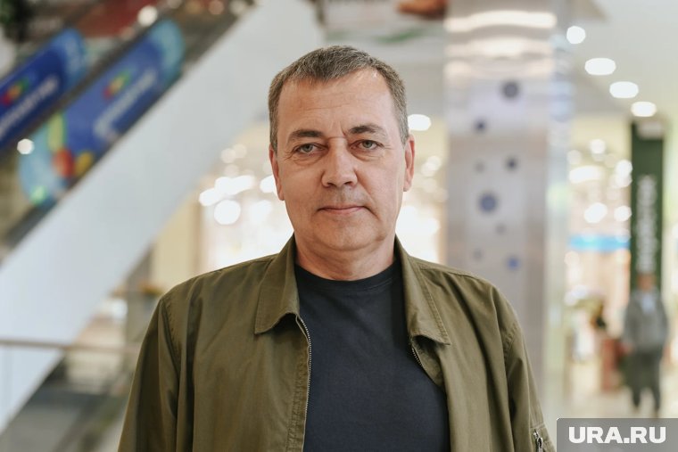 Андрей Крамарский помогал координировать действия волонтеров 