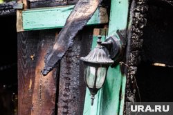 Пожар на базе отдыха уничтожил два здания (архивное фото)