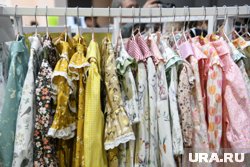 Одежду везли для продажи в одном из торговых центров Тюменской области