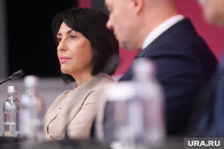 В регионе внедряются цифровые решения для управления здоровьем сотрудников, подчеркнула Татьяна Савинова
