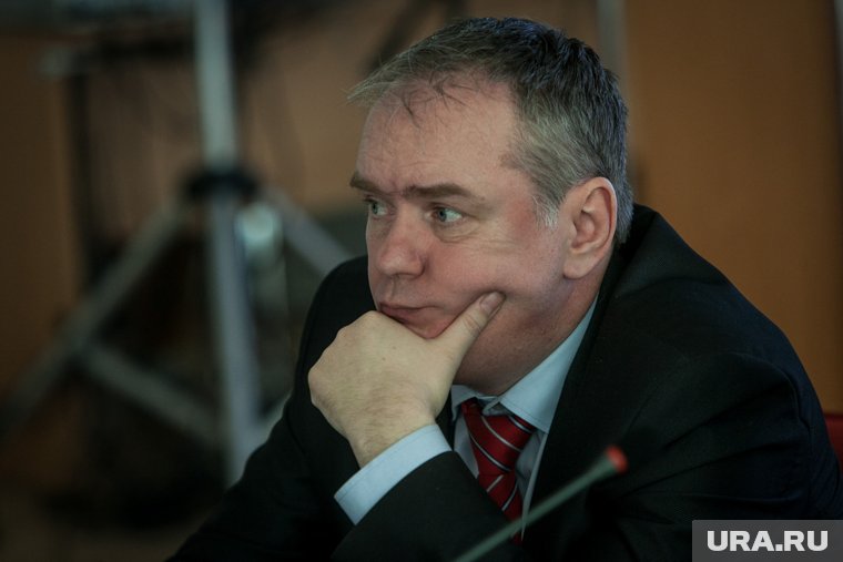 Политолог Дмитрий Журавлев: наличие сразу двух оппозиций создает риски для Гольдштейна